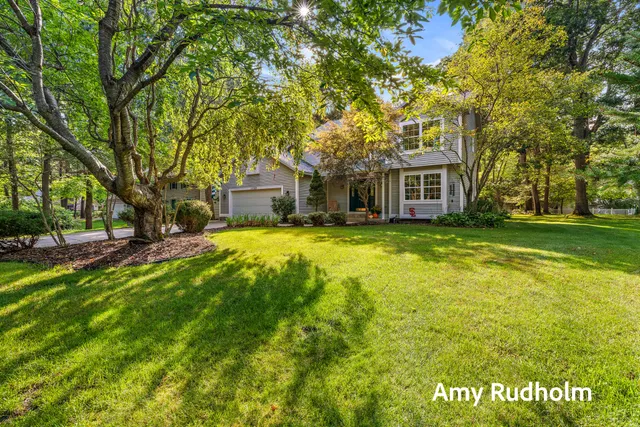 $626,000 | 15328 Oak Ridge Drive, Spring Lake, MI 49456