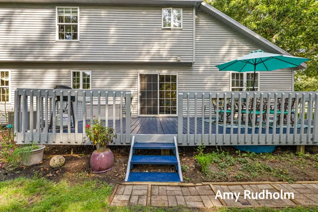 $626,000 | 15328 Oak Ridge Drive, Spring Lake, MI 49456