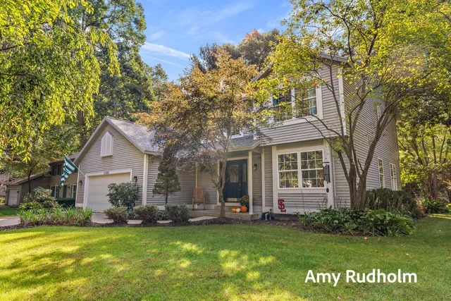 $626,000 | 15328 Oak Ridge Drive, Spring Lake, MI 49456