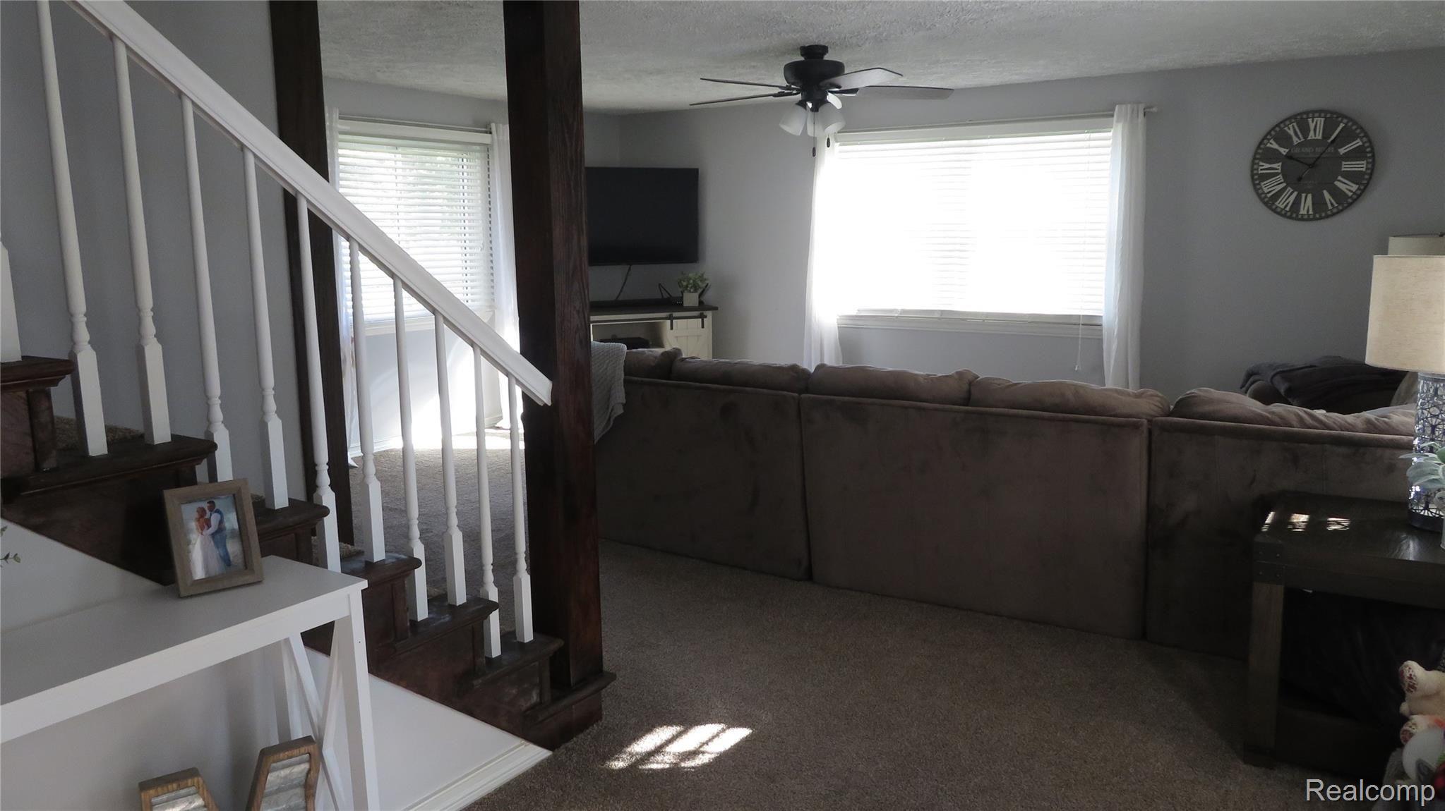 10399 Duffield Road Montrose, MI 48457 - Photo 8 of 33 IMG_2049.JPG