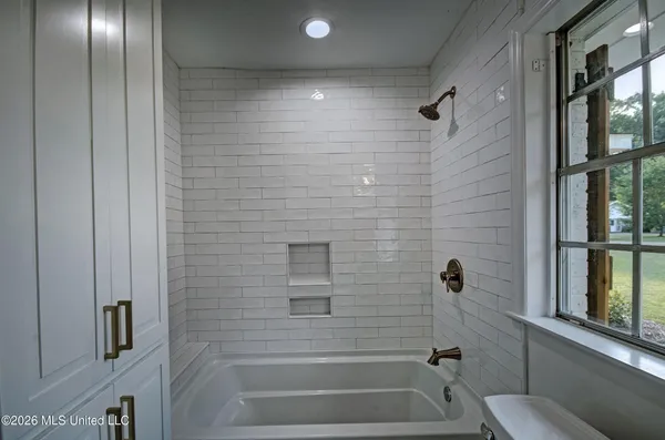 $389,000 | 455 Armour Drive, Jackson, MS 39211