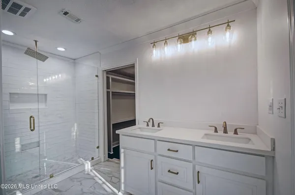 $389,000 | 455 Armour Drive, Jackson, MS 39211