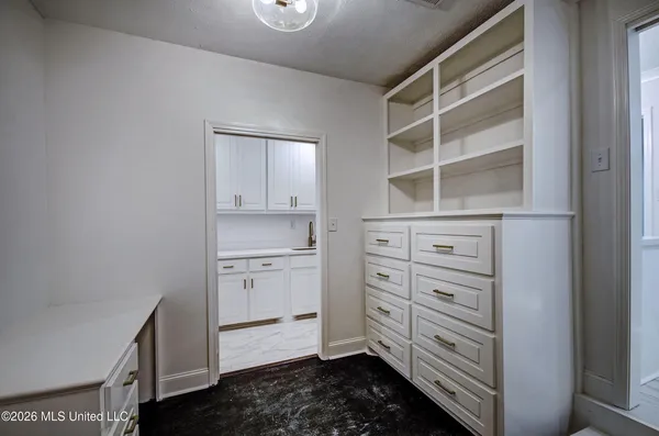 $389,000 | 455 Armour Drive, Jackson, MS 39211