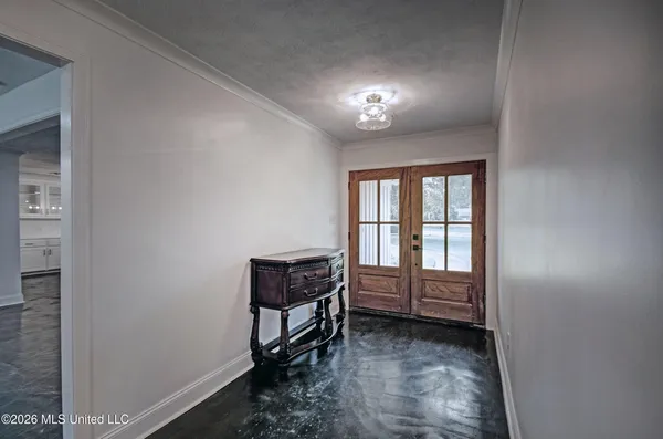 $389,000 | 455 Armour Drive, Jackson, MS 39211