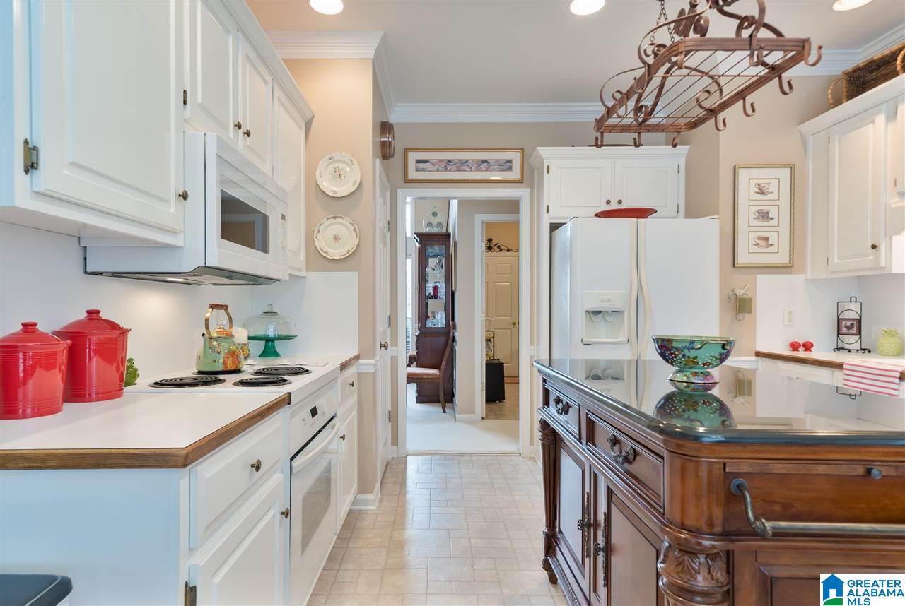 5711 Chetham Hill Pinson, AL 35126 - Photo 9 of 25