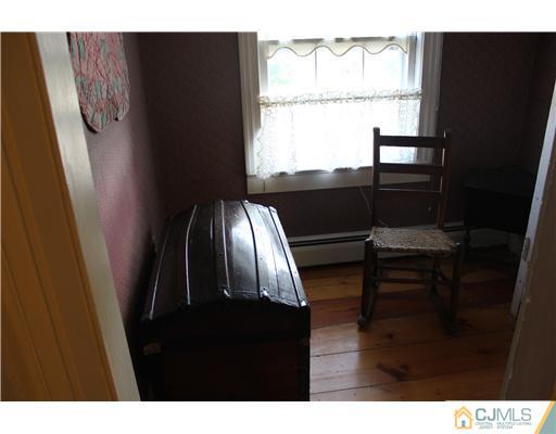 972 New Dover Road Edison, NJ 08820 - Photo 18 of 20
