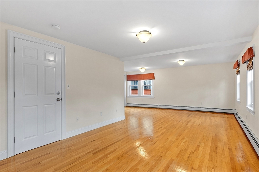 40 Essex Street, Unit 2 Salem, MA 01970 - Photo 24 of 32