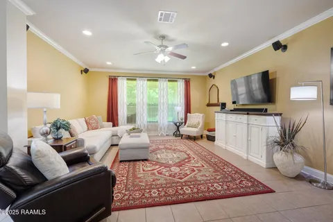 $278,000 | 201 Spanish Moss Lane, Broussard, LA 70518