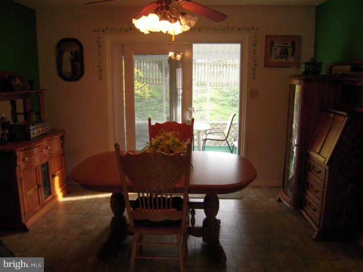 1764 Acorn Drive Sinking Spring, PA 19608 - Photo 6 of 17 Gallery Image 6