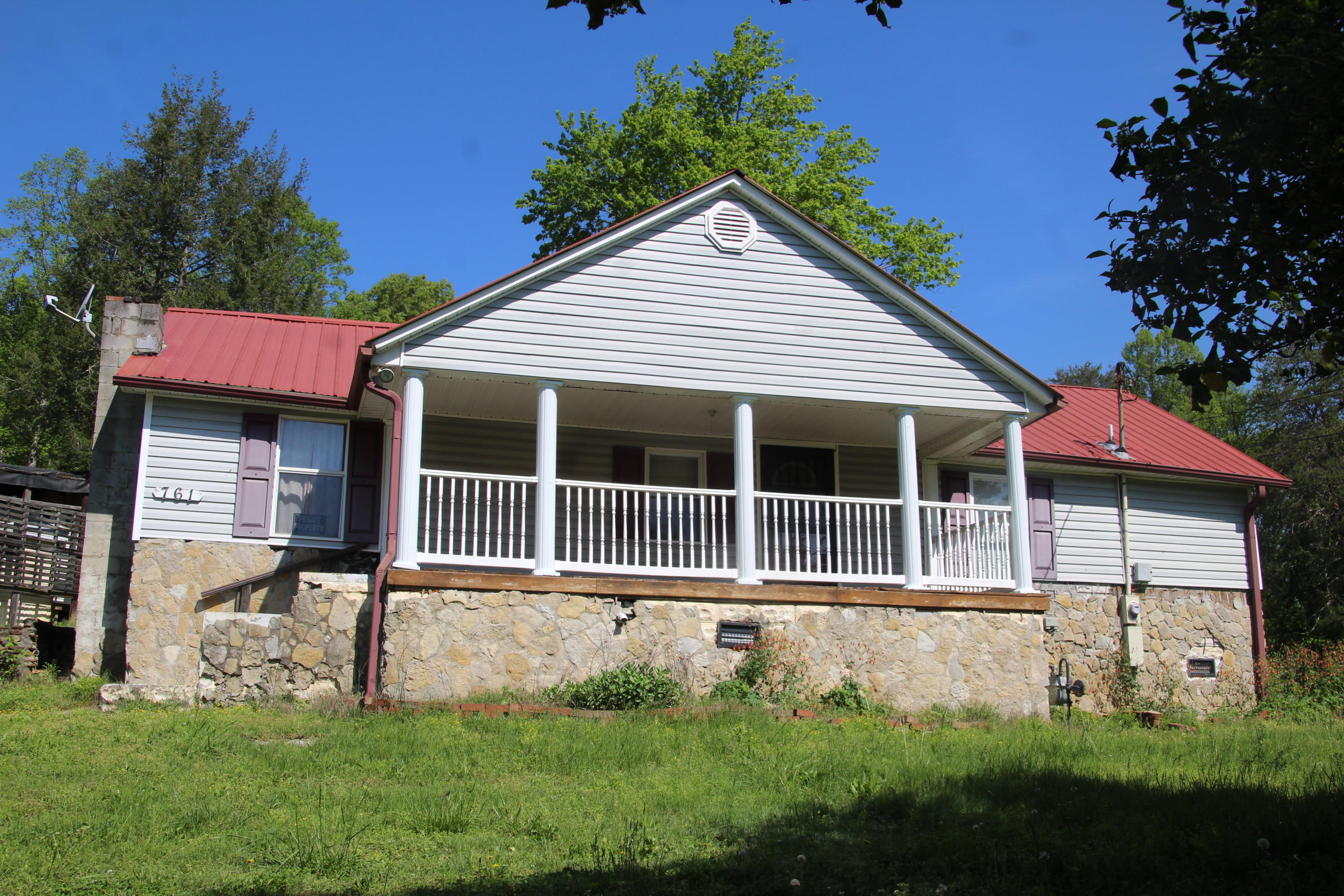 761 Offutt Road Clinton, TN 37716 - Photo 1 of 21 IMG_3436