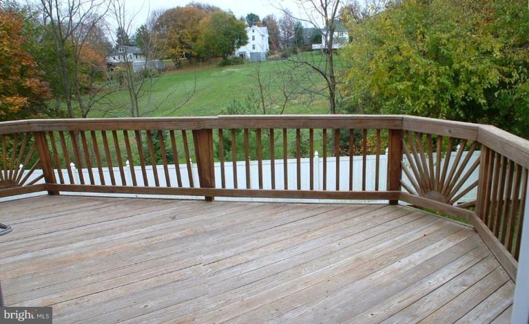 141 Gentlebrook Road Owings Mills, MD 21117 - Photo 5 of 16 Deck