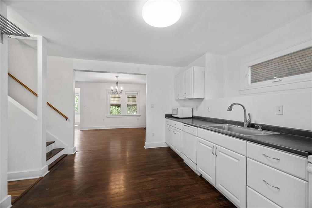 1534 McFarland Road Pittsburgh, PA 15216 - Photo 12 of 33