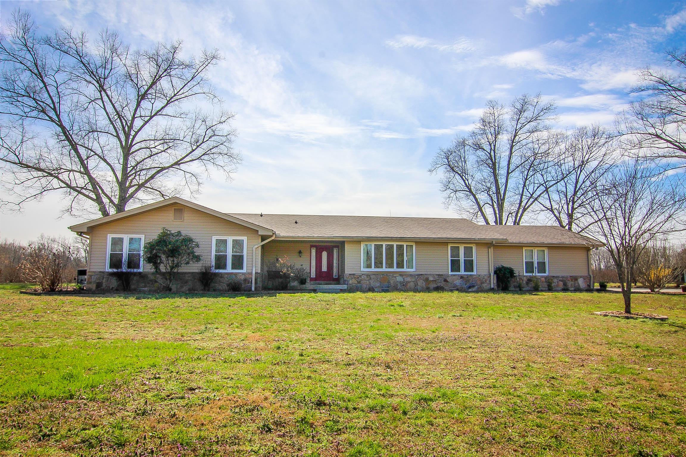Welcome to 3898 Spring Creek Rd