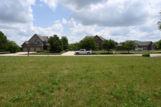 a view of pool with mountain in the background