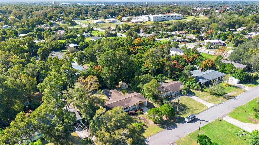 526 Cumberland Road DeLand, FL 32724 - Photo 7 of 44 Gallery Image 7