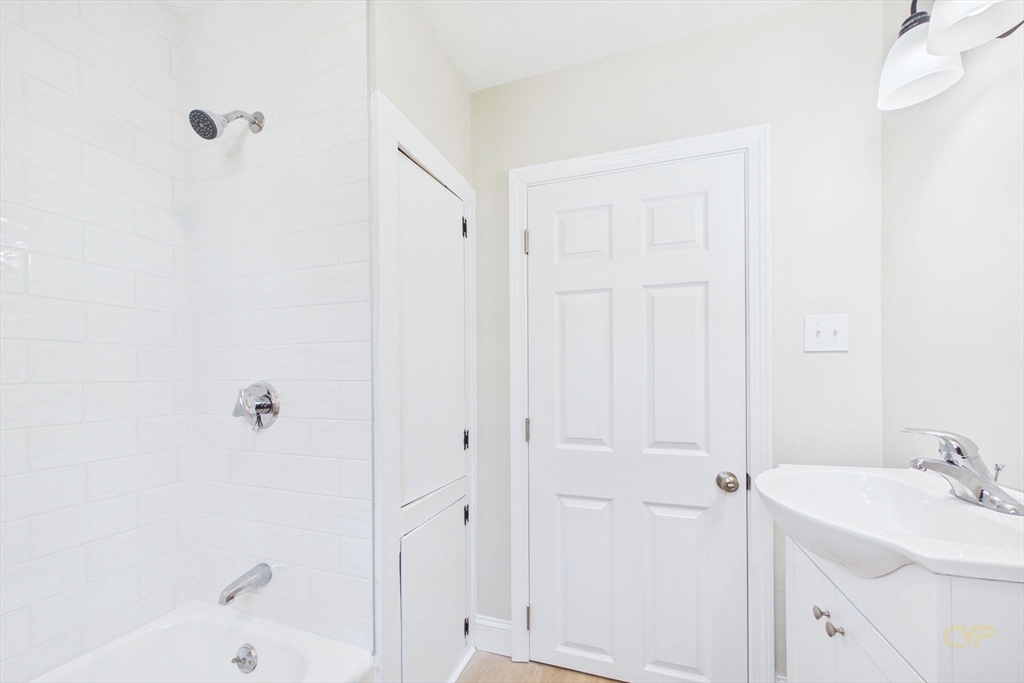 201 Wade Street Fall River, MA 02721 - Photo 23 of 38