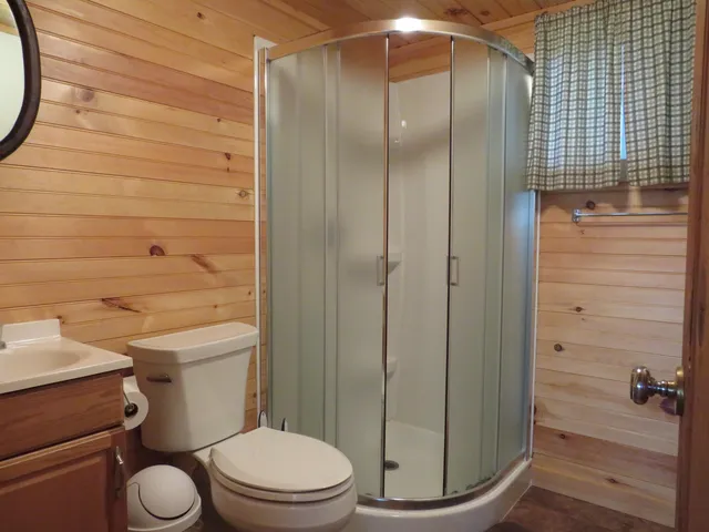 $1,999 | 135 West Shore Road, Unit COTTAGE #1, Bristol, NH 03222