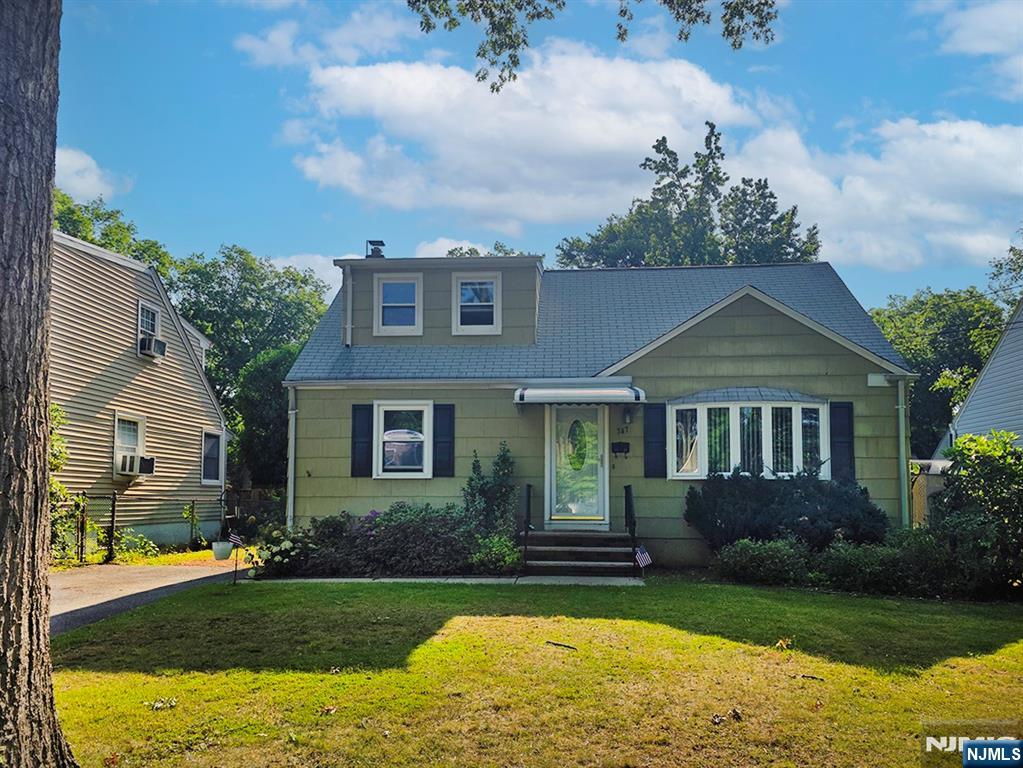 747 Brookside Road Rahway, NJ 07065 - Photo 2 of 41