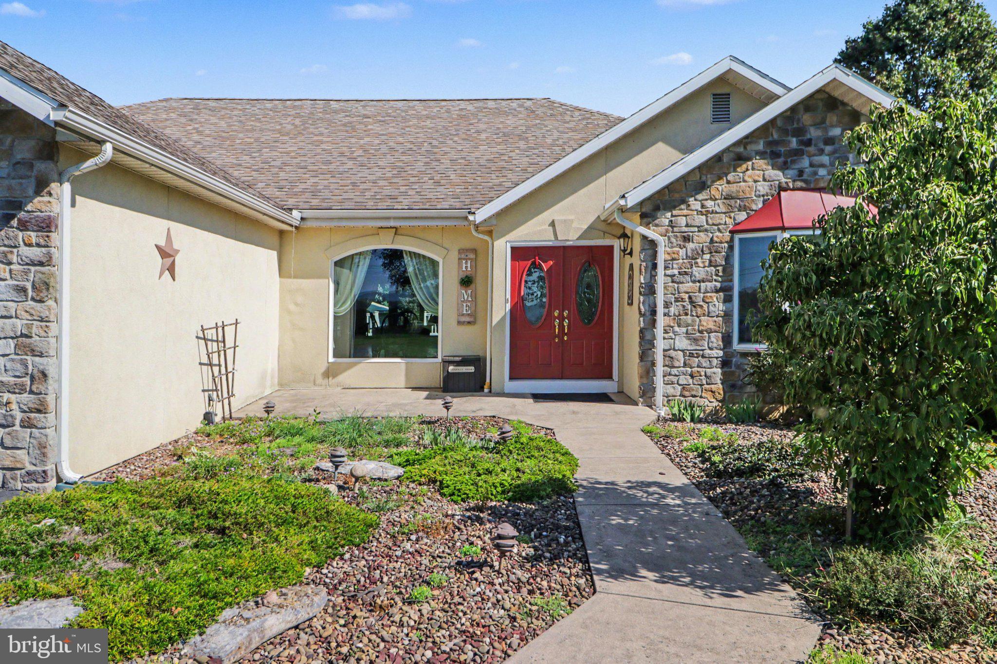837 York Road Carlisle, PA 17015 - Photo 1 of 31 Gallery Image 1