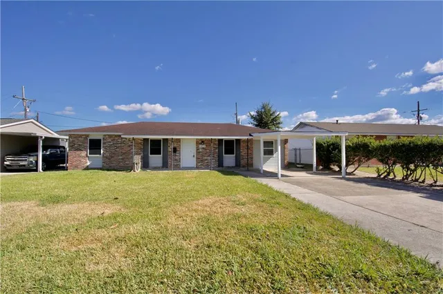 $179,999 | 1012 Carrollwood Drive, Laplace, LA 70068