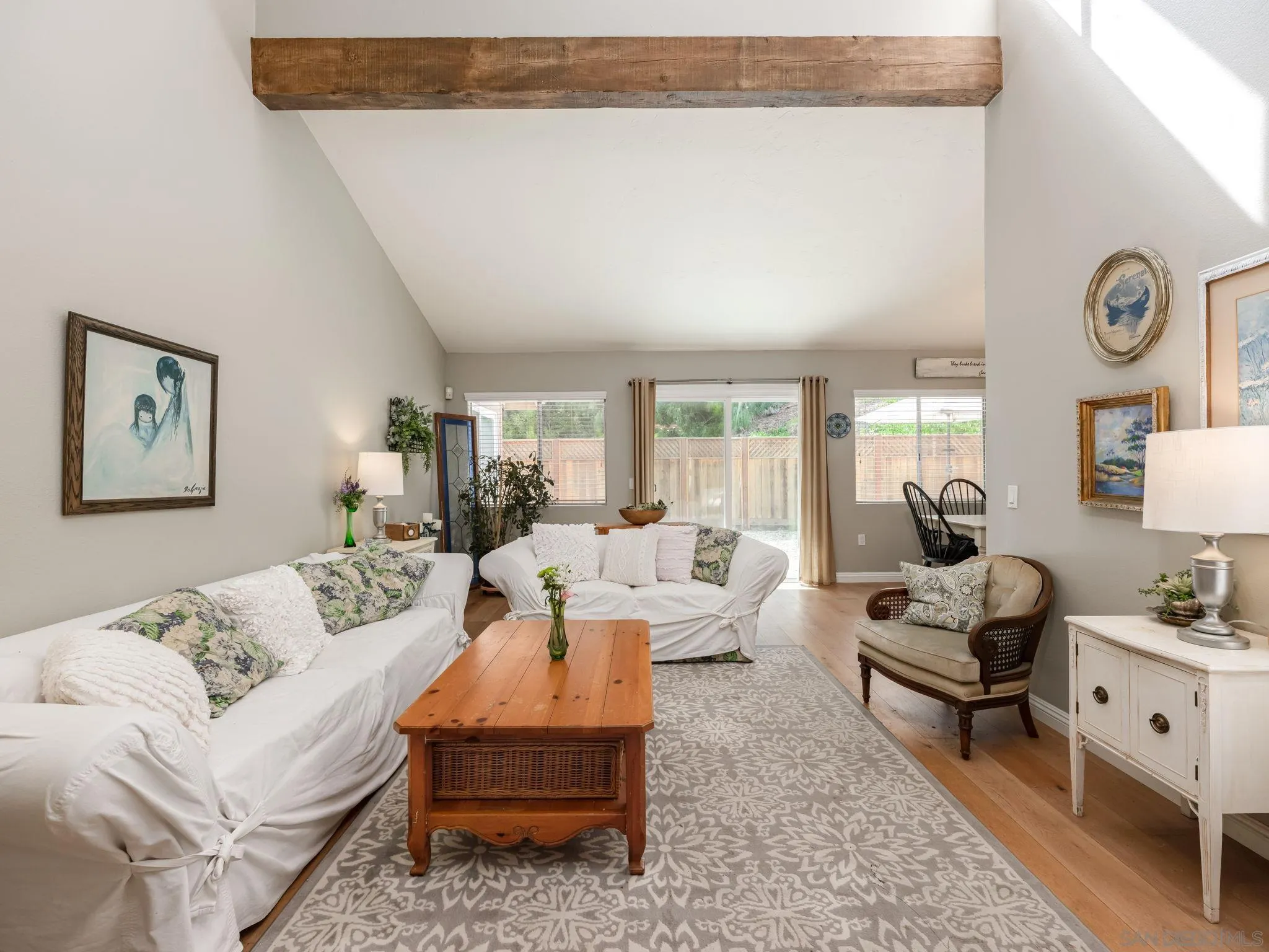 1833 Wintergreen Glen Escondido, CA 92026 - Photo 2 of 26