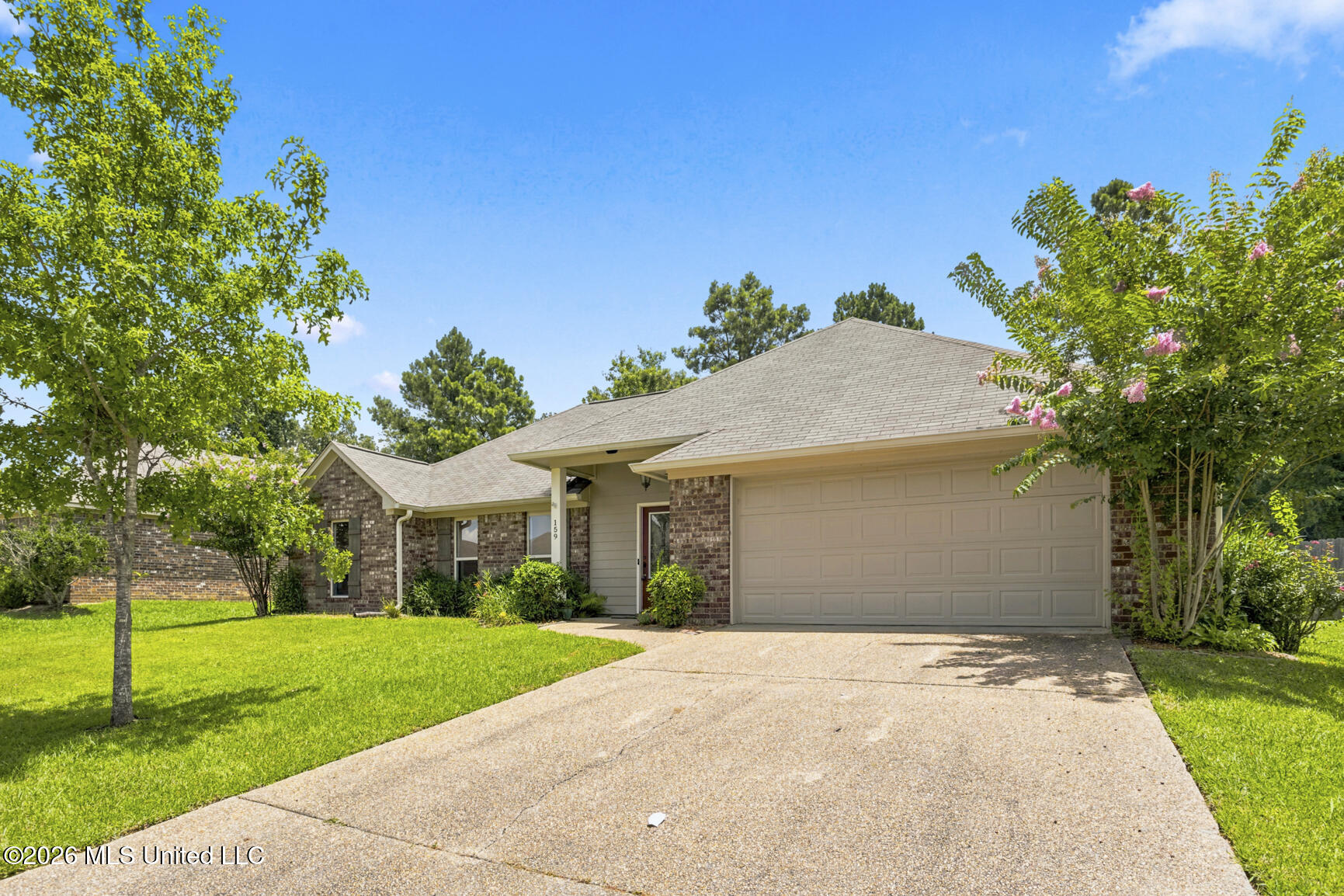 159 Harvey Circle Canton, MS 39046 - Photo 2 of 27 159 Harvey Cir-2
