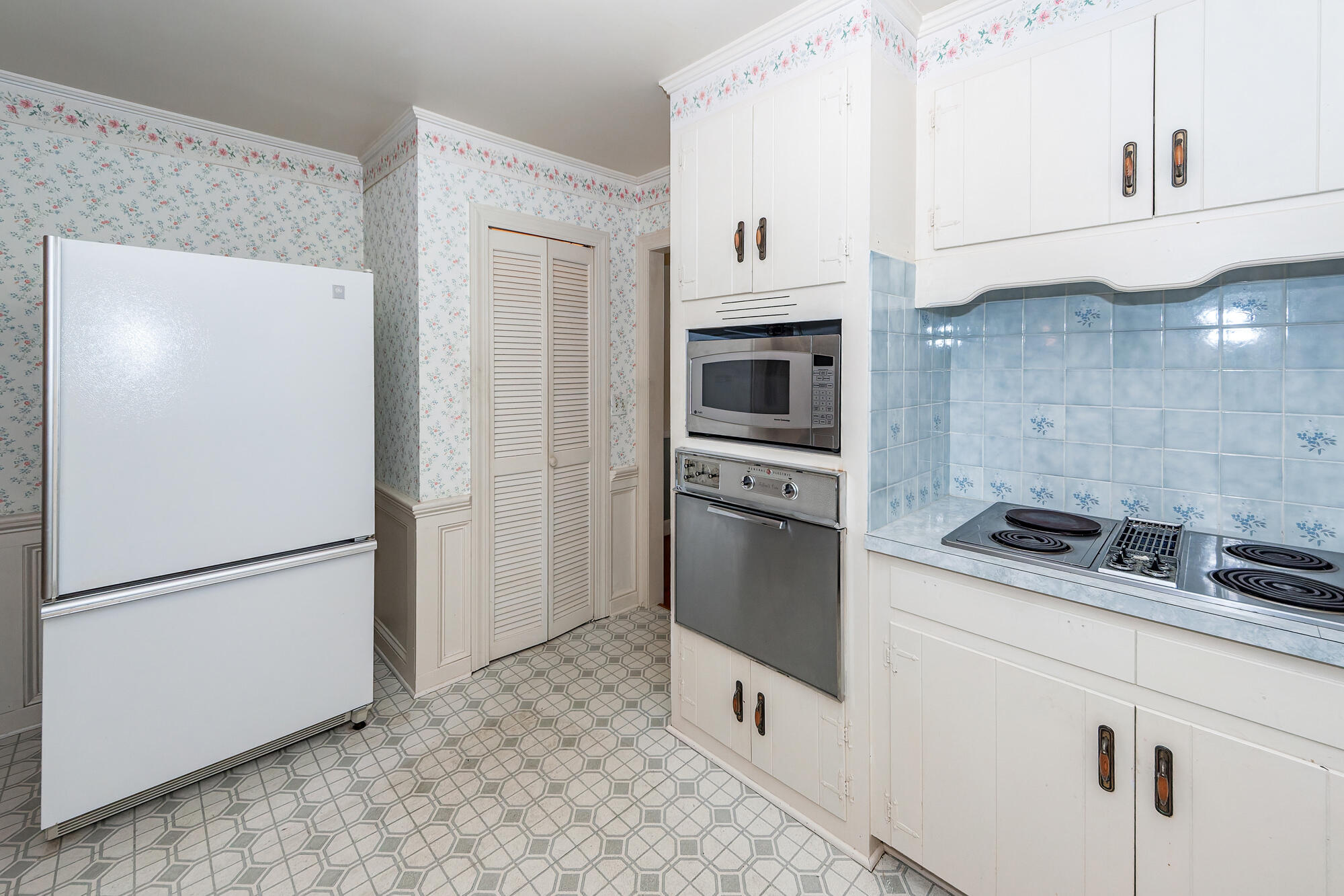 1039 Riverview Drive Hanahan, SC 29410 - Photo 20 of 54 20