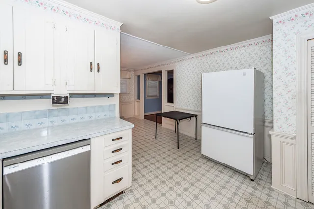 $399,900 | 1039 Riverview Drive, Hanahan, SC 29410