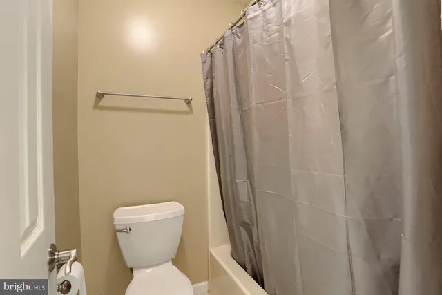 $435,000 | 6418 Gillingham Lane, Harrisburg, PA 17111