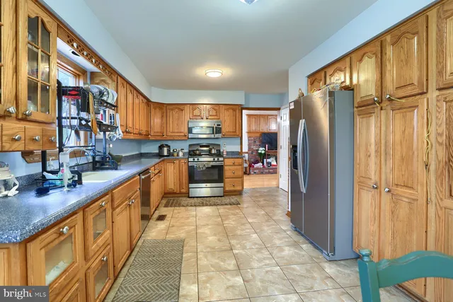$435,000 | 6418 Gillingham Lane, Harrisburg, PA 17111