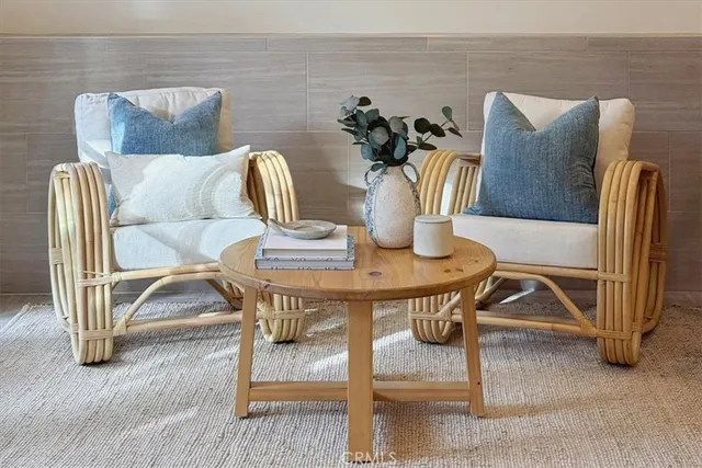 $1,389,500 | 523 South Francisca Avenue, Redondo Beach, CA 90277