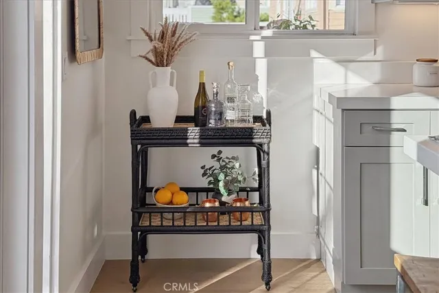 $1,389,500 | 523 South Francisca Avenue, Redondo Beach, CA 90277