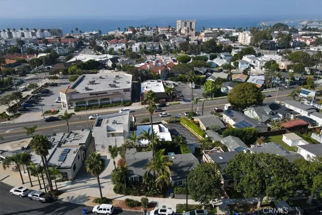 $1,389,500 | 523 South Francisca Avenue, Redondo Beach, CA 90277