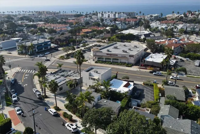 $1,389,500 | 523 South Francisca Avenue, Redondo Beach, CA 90277