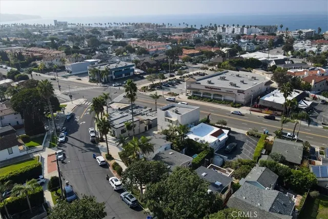 $1,389,500 | 523 South Francisca Avenue, Redondo Beach, CA 90277