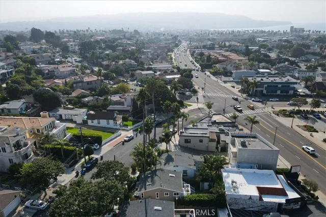 $1,389,500 | 523 South Francisca Avenue, Redondo Beach, CA 90277