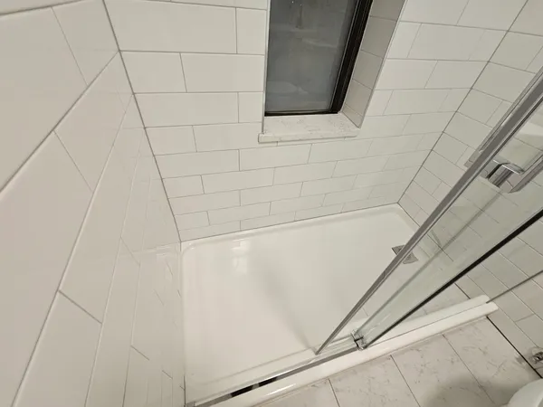 a bathroom with a bathtub