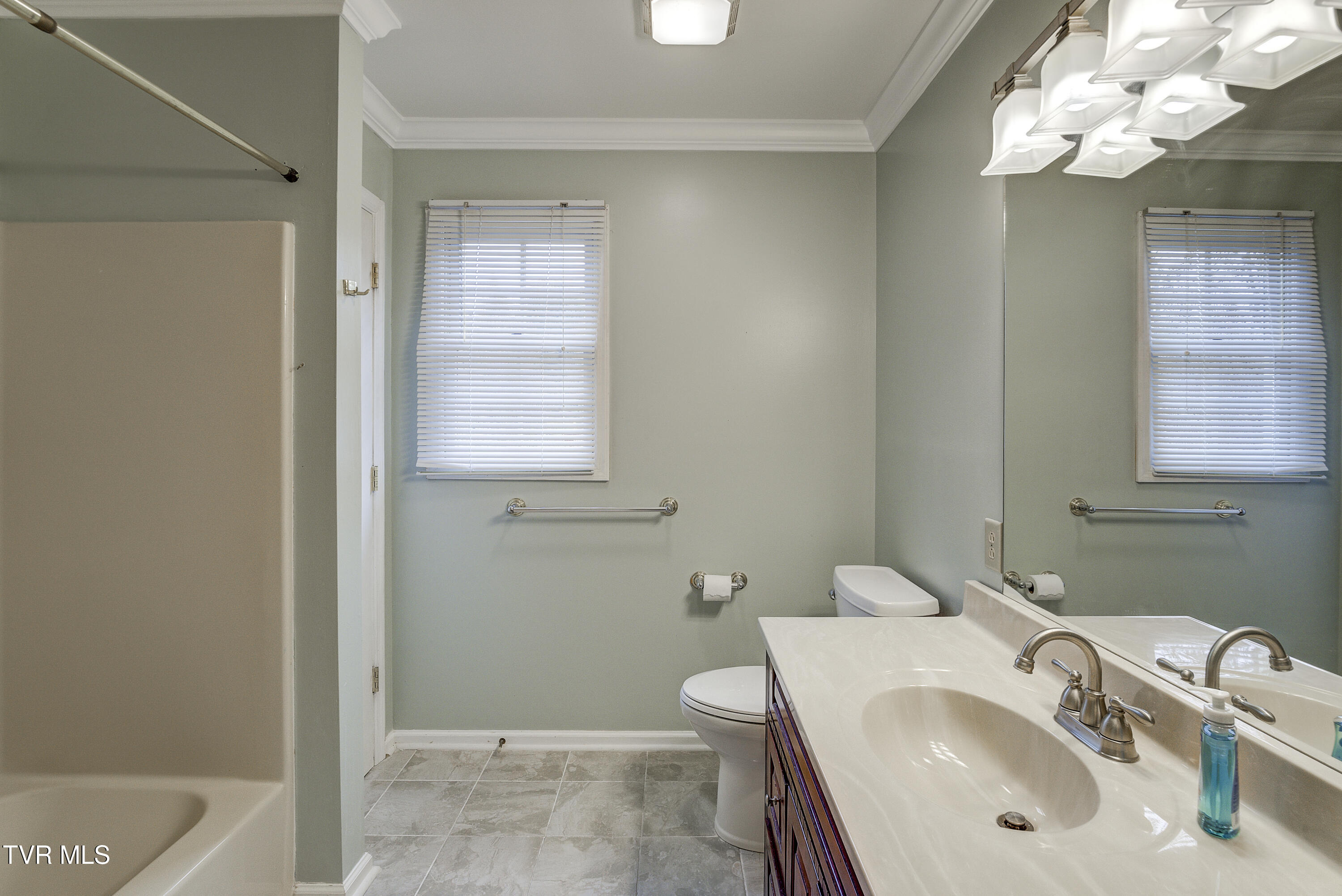 2902 Greenline Road Johnson City, TN 37604 - Photo 52 of 76 Greenline-INTERIOR-32