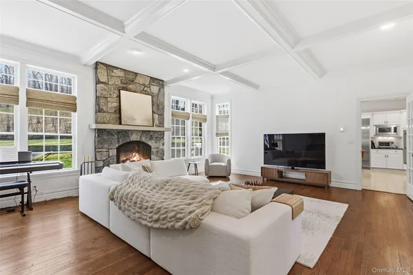 $2,250,000 | 241 North Salem Road, Waccabuc, NY 10597