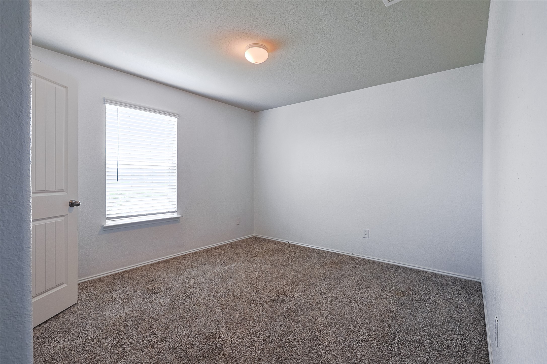 707 Acacia Park Lane Rosharon, TX 77583 - Photo 13 of 24 1st Bed pic 2