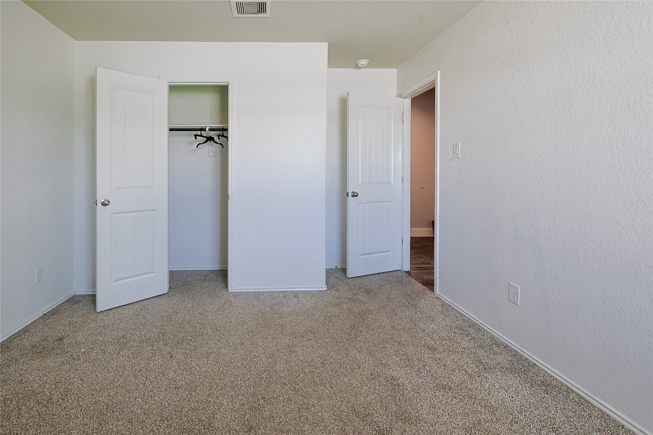 707 Acacia Park Lane Rosharon, TX 77583 - Photo 14 of 24 2nd Bed Pic 1