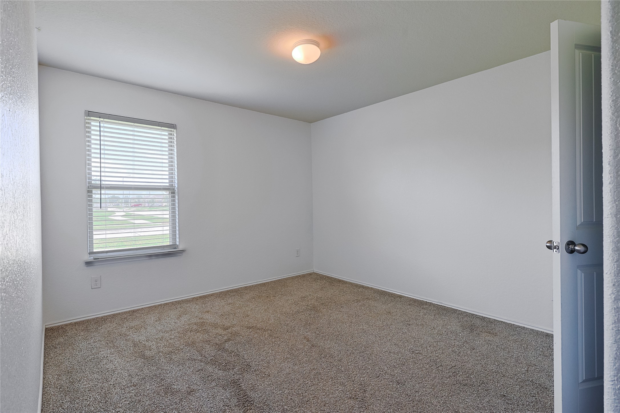 707 Acacia Park Lane Rosharon, TX 77583 - Photo 15 of 24 2nd Bed Pic 2