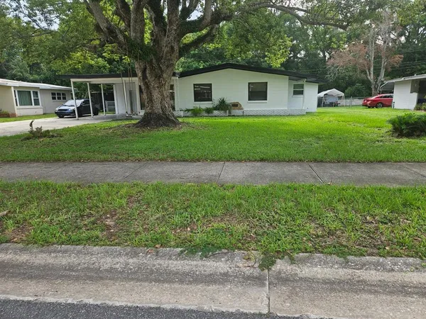 $2,450 | 2816 South French Avenue, Sanford, FL 32773