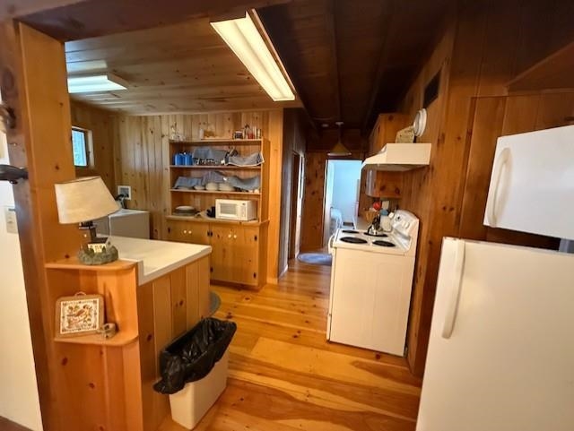 211 Lake Avenue Sunapee, NH 03782 - Photo 6 of 19
