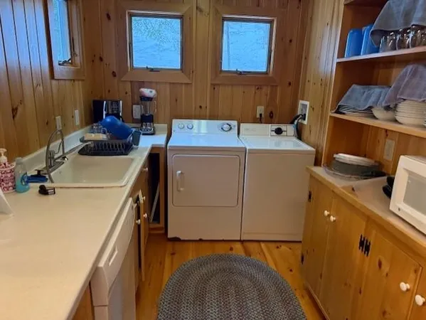 $5,000 | 211 Lake Avenue, Sunapee, NH 03782