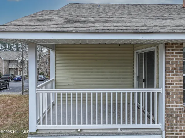 $162,900 | 2912 Mulberry Lane, Unit F, Greenville, NC 27858