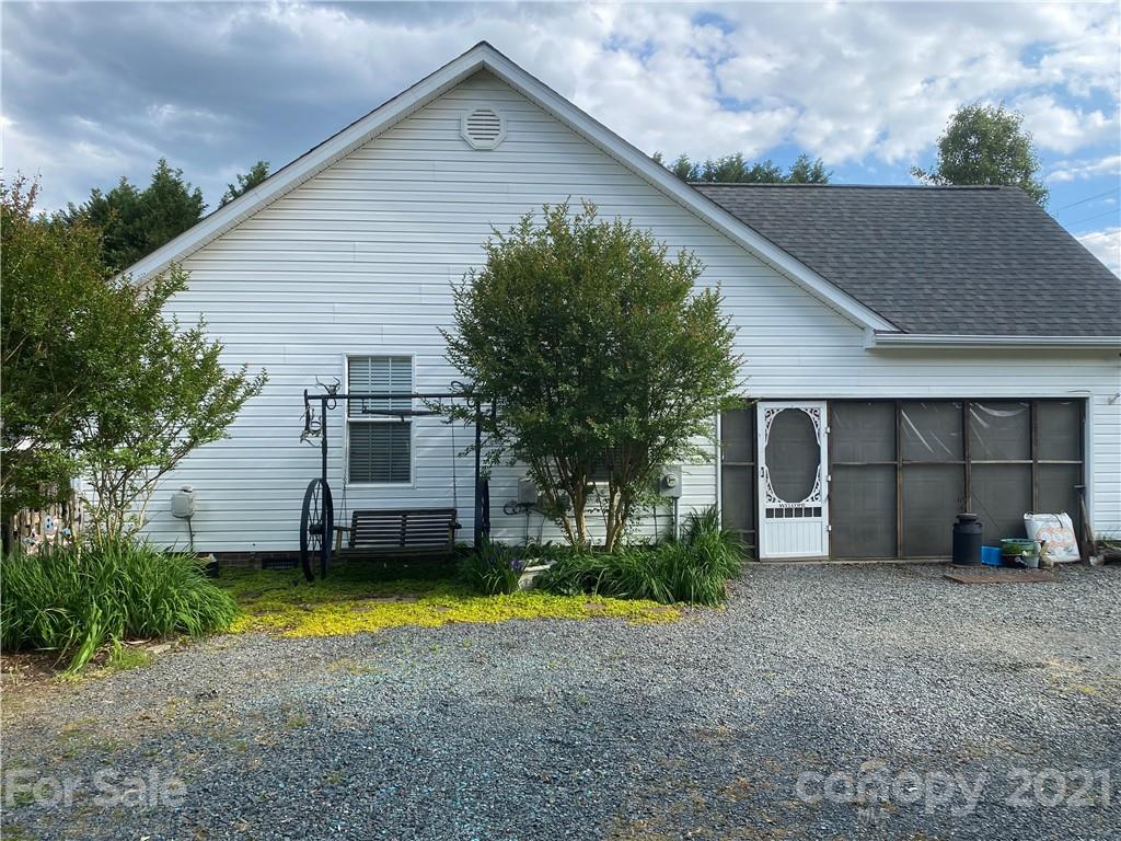 910 Country Mill Road Stanfield, NC 28163 - Photo 5 of 22 Gallery Image 5