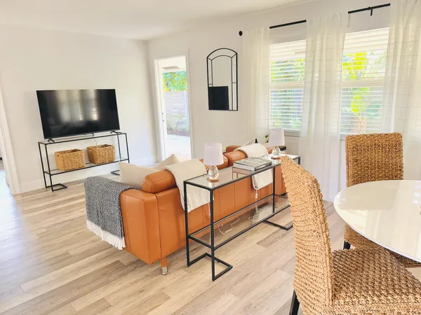 $3,700 | 311 North Swinton Avenue, Delray Beach, FL 33444