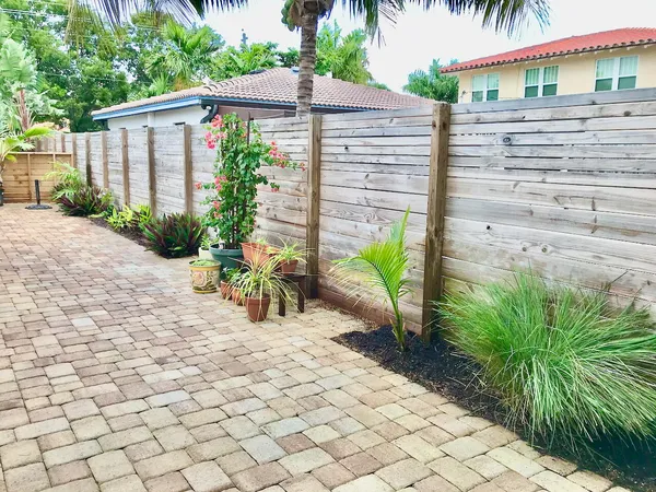 $3,700 | 311 North Swinton Avenue, Delray Beach, FL 33444