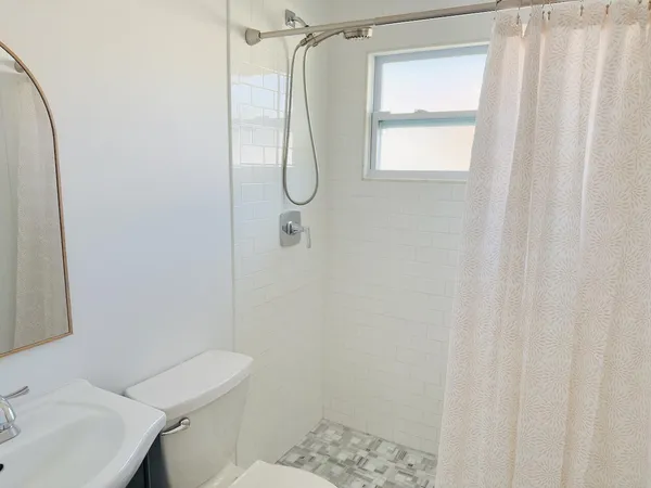 $3,700 | 311 North Swinton Avenue, Delray Beach, FL 33444